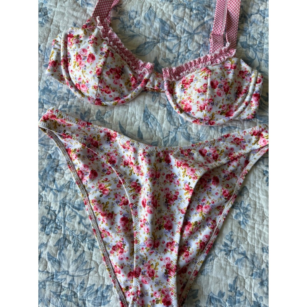 Strawberry Milk Mob Floral Pink & White Underwire Bikini Set